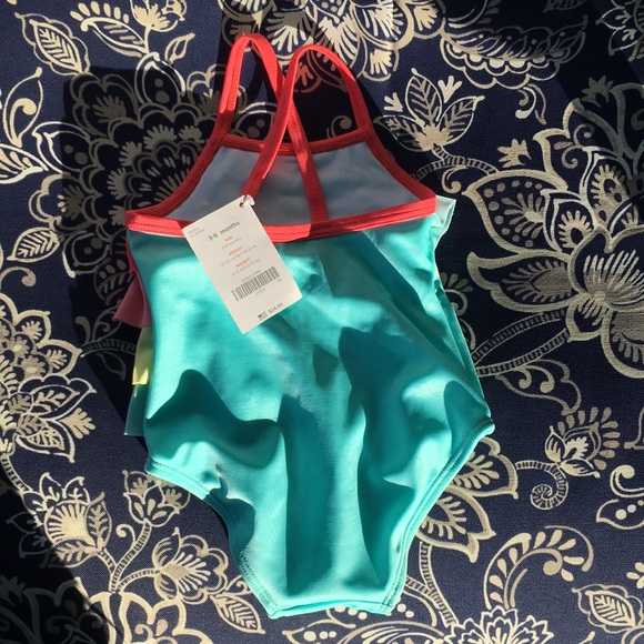 Gymboree Ruffle swimsuit - Picture 2 of 5